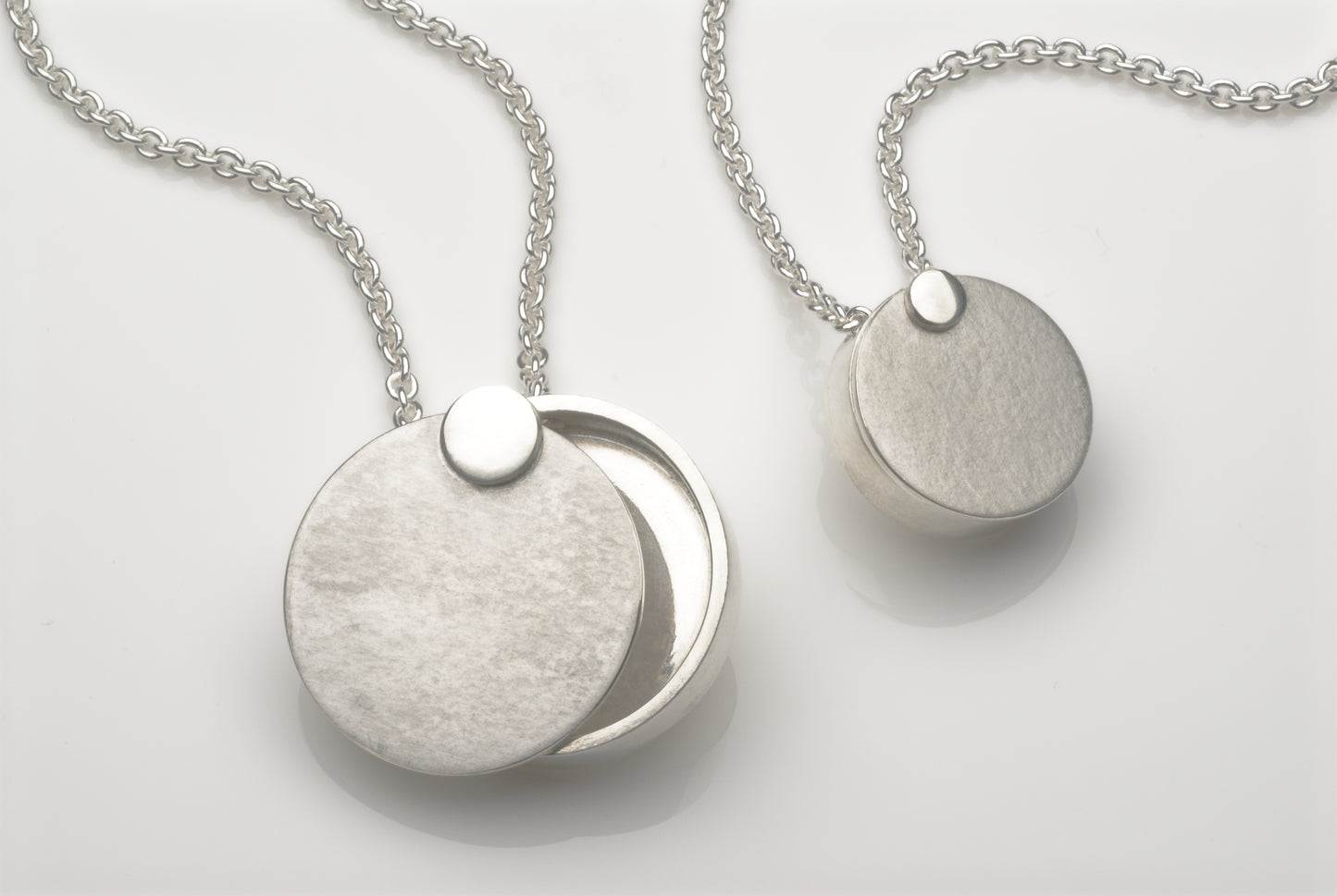 Make a silver locket Workshop